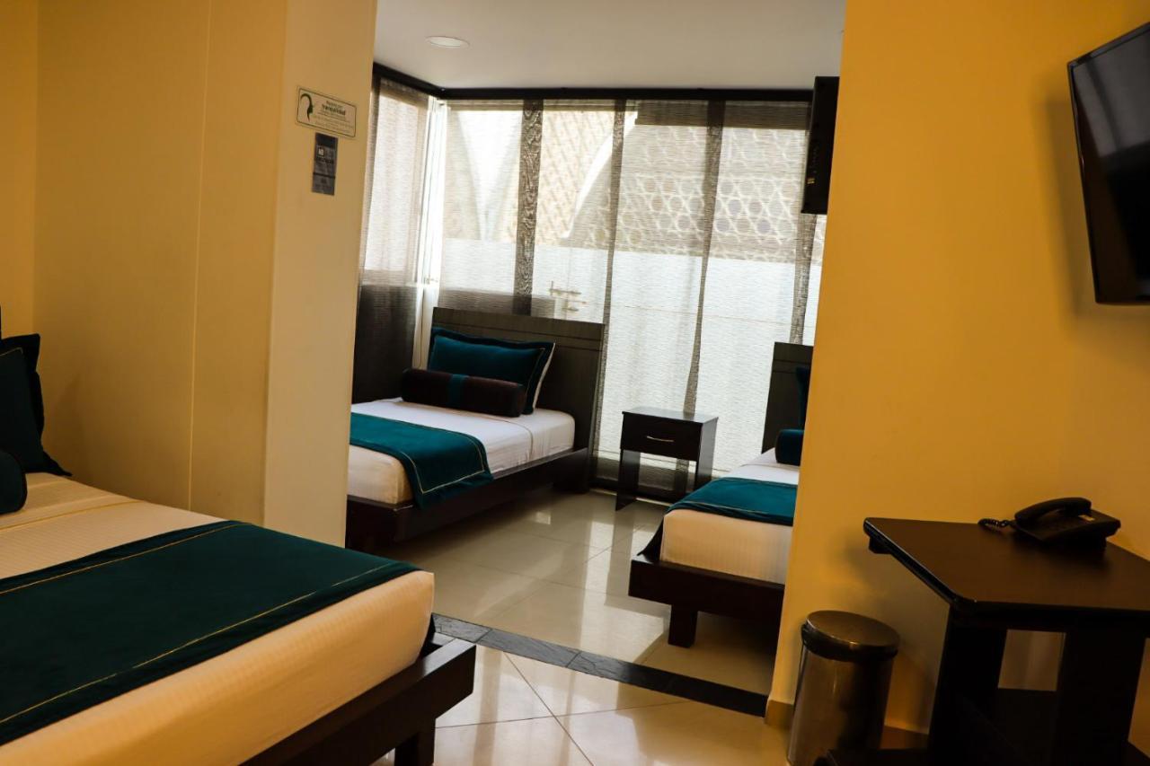 Hotel Medellin Gold מראה חיצוני תמונה